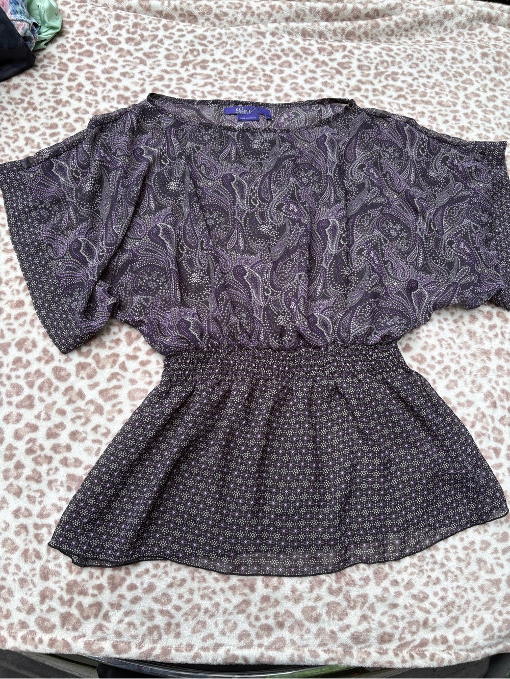 Miley Cyrus Max Azria Size Large Flowy Drapey Purple Paisley Blouse Boho